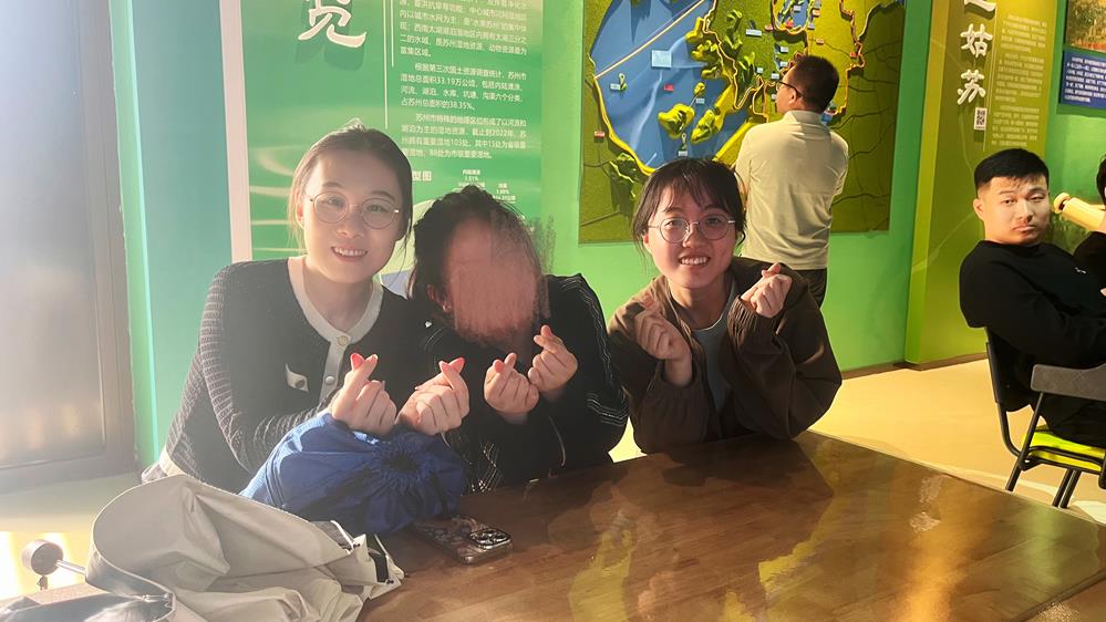 f5cd2ee1dfb0422abf95d35827d6d7cd.jpg